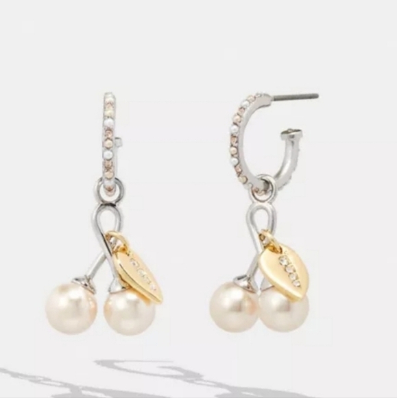 🔹️COACH 🔹️ Kisslock Cherry Pavé Huggie Earrings with Dustbag ✨️ - Picture 1 of 4